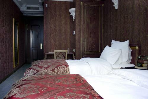 Neapol Boutique Hotel
