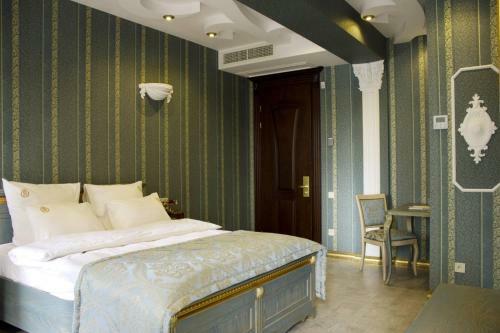 Neapol Boutique Hotel