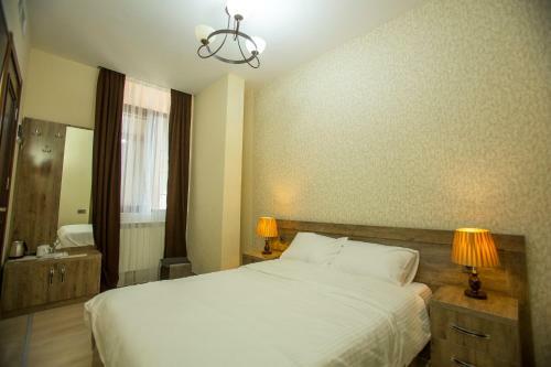 Hotel Ire Palace