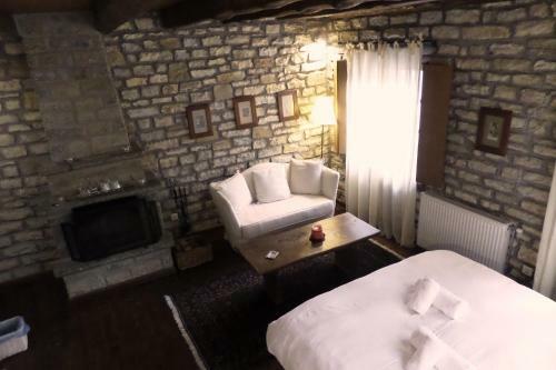 Hotel Arhontiko Aristis