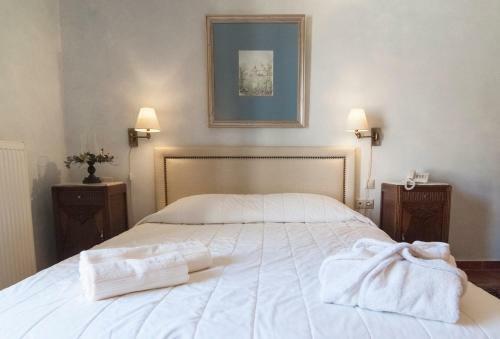 Hostal Ostra Menalon Luxury Suites