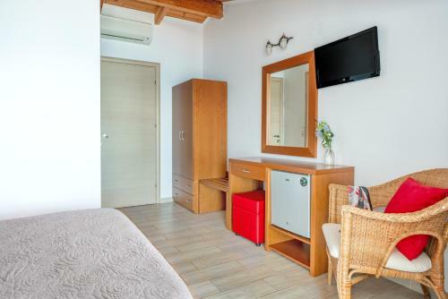 Hotel Mesogeios 2000