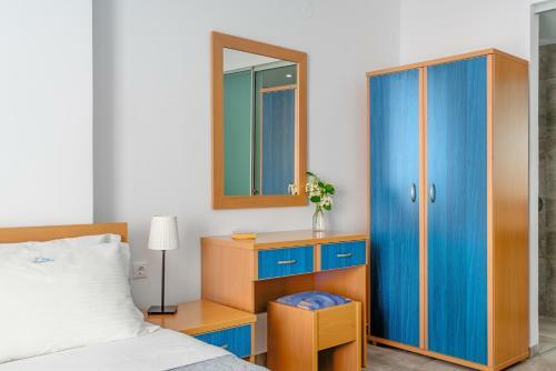 Hotel Mesogeios 2000