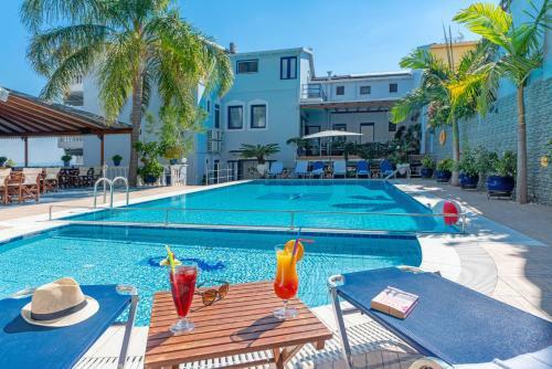 Hotel Mesogeios 2000