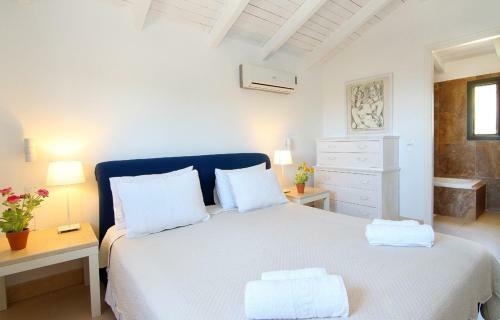 Sunny Villas