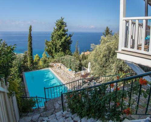 Agios Nikitas Nature Villas
