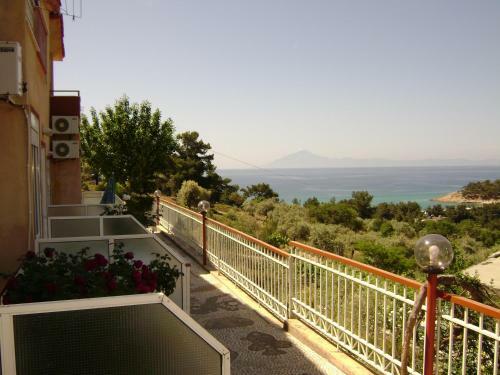 Sunset Apartments & Studios
