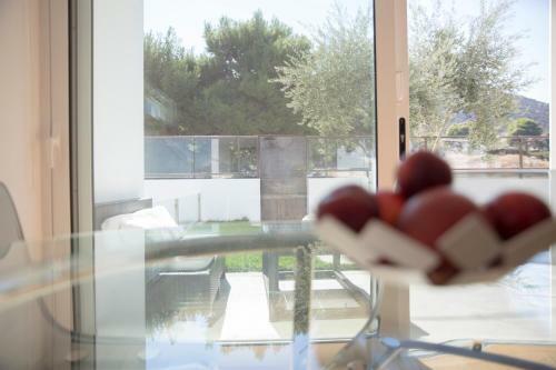 Villa Infinity White Complex