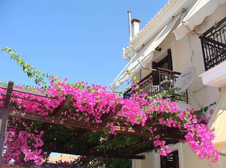 Hotel Aris
