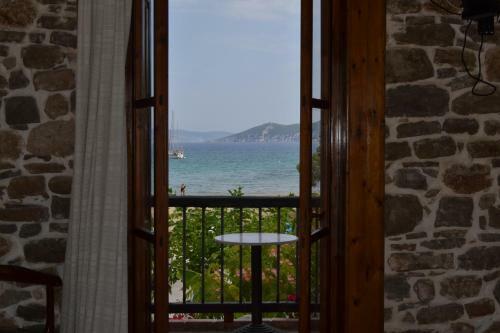 Hostal Filanthi Rooms