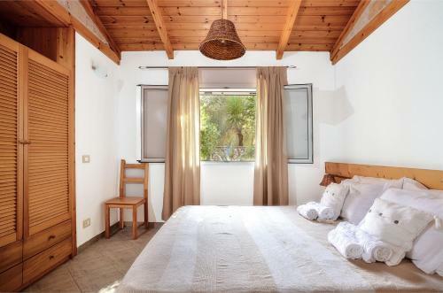 Nereidi Pool Villas