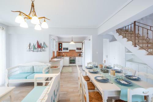 Meganisi Villas