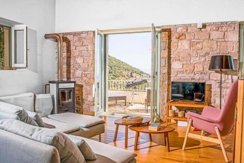Vinglatouri Villa Sleeps 5 Pool Air Con Wifi