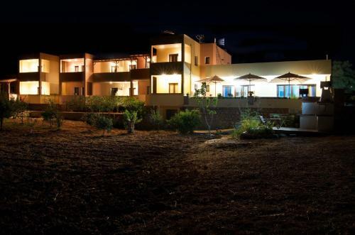 Miraluna Aparthotel