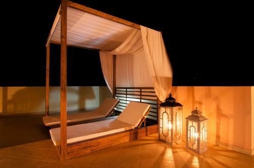 Miraluna Aparthotel