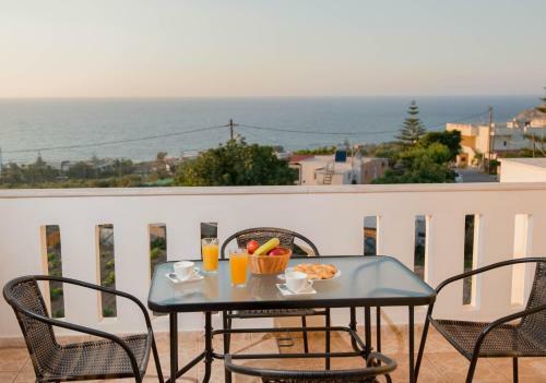 Manolis Apartments
