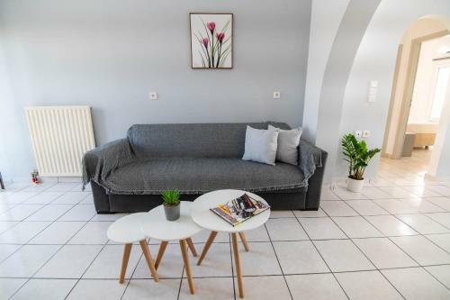 Manolis Apartments