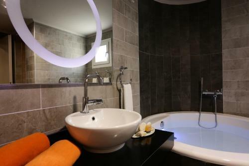 Hotel Alexandra Beach Spa Resort