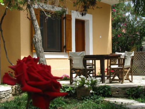 Aparthotel Lysistrata Bungalows