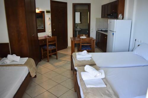 Aparthotel Galanis Studios And Apartments