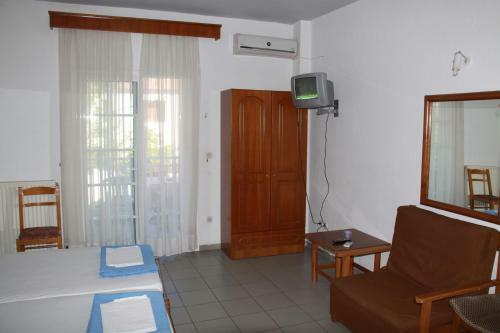 Aparthotel Galanis Studios And Apartments