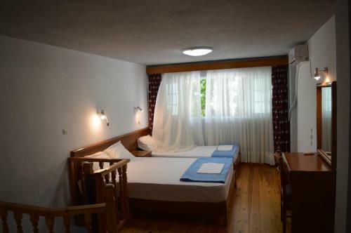 Aparthotel Galanis Studios And Apartments
