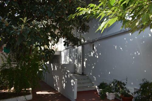 Aparthotel Galanis Studios And Apartments