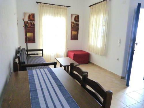 Ioli Apartments