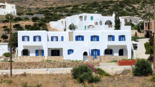 Ioli Apartments