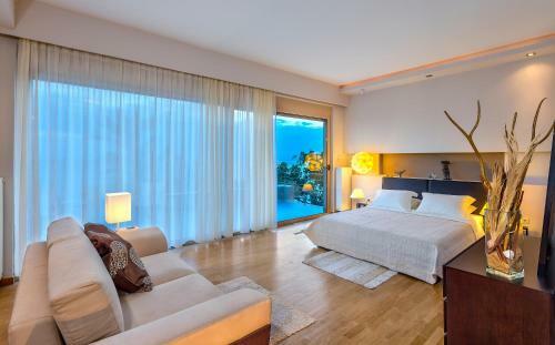 Beachfront Luxury Villa South Crete, 500m To Restaurant & Bbq!!