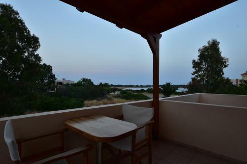 Apartamento Flisvos Rooms