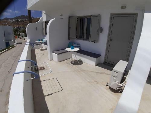 Hostal Thea Serifos