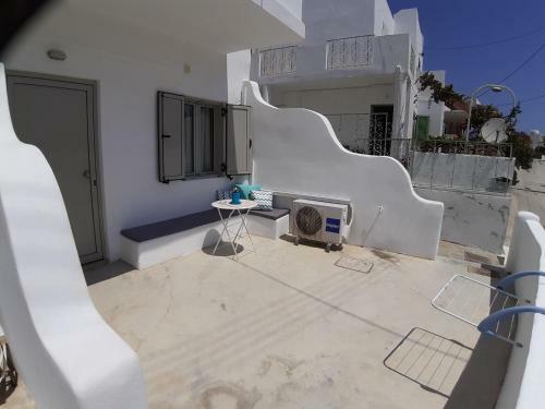 Hostal Thea Serifos