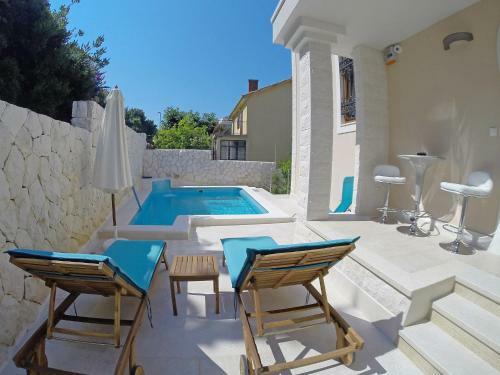 Holiday Home Villa Mustra