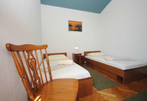 Apartment Rina - 200 M From Beach