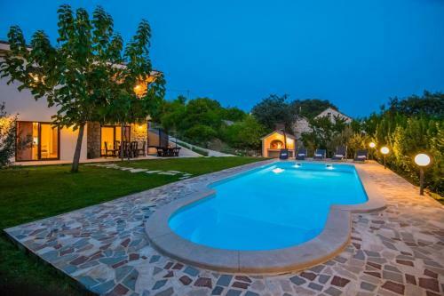 Villa Kolovrat In Imotski, Private Pool
