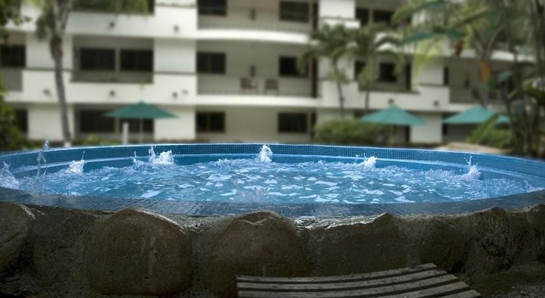 Casa Iguana All Suites Hotel