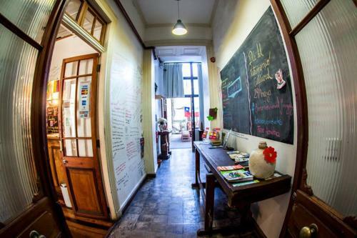 Chile Lindo Hostel