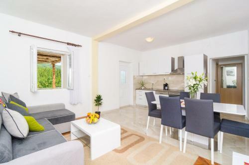 Villa Dalmatian Gem