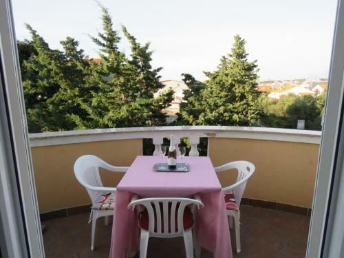 Hostal Apartments Palma Novalja