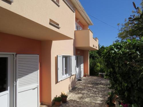 Apartment And Rooms Amenka
