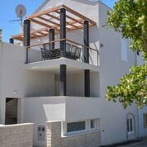 Apartamentos Guesthouse Tissa