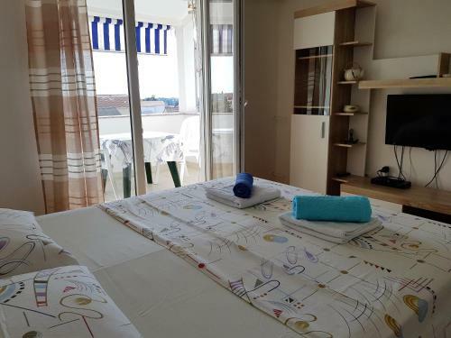 Apartments Monica Novalja