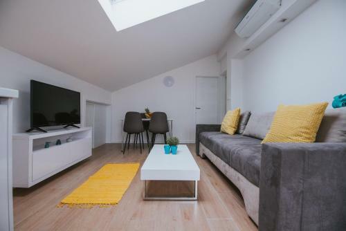 Apartments & Rooms Villa Casia