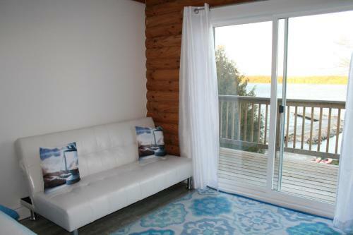 Tamarac Island Motel