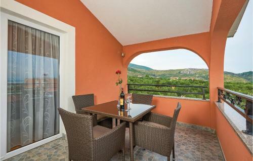 Holiday Home Pano With Fireplace I