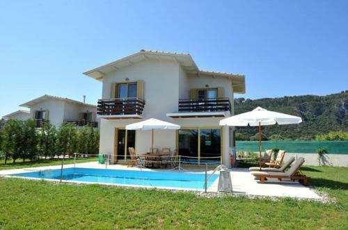 Casa Smaragdi Villas