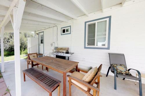 Contemporary Cottage