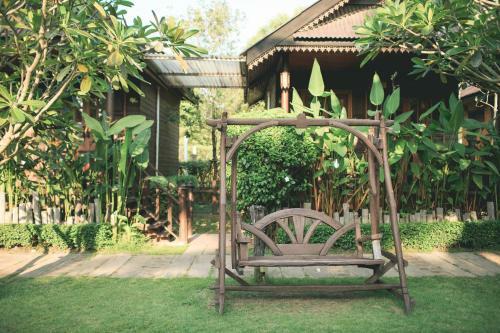 Hotel Baan Baitan Resort