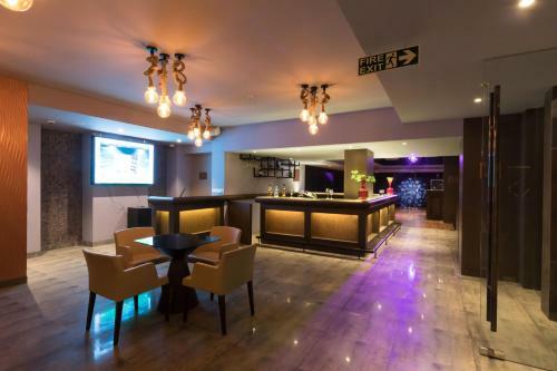 Hotel Ramada By Wyndham Lucknow